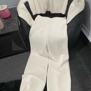 I’m a small business owner and I’m trying to sell my products on poshmark